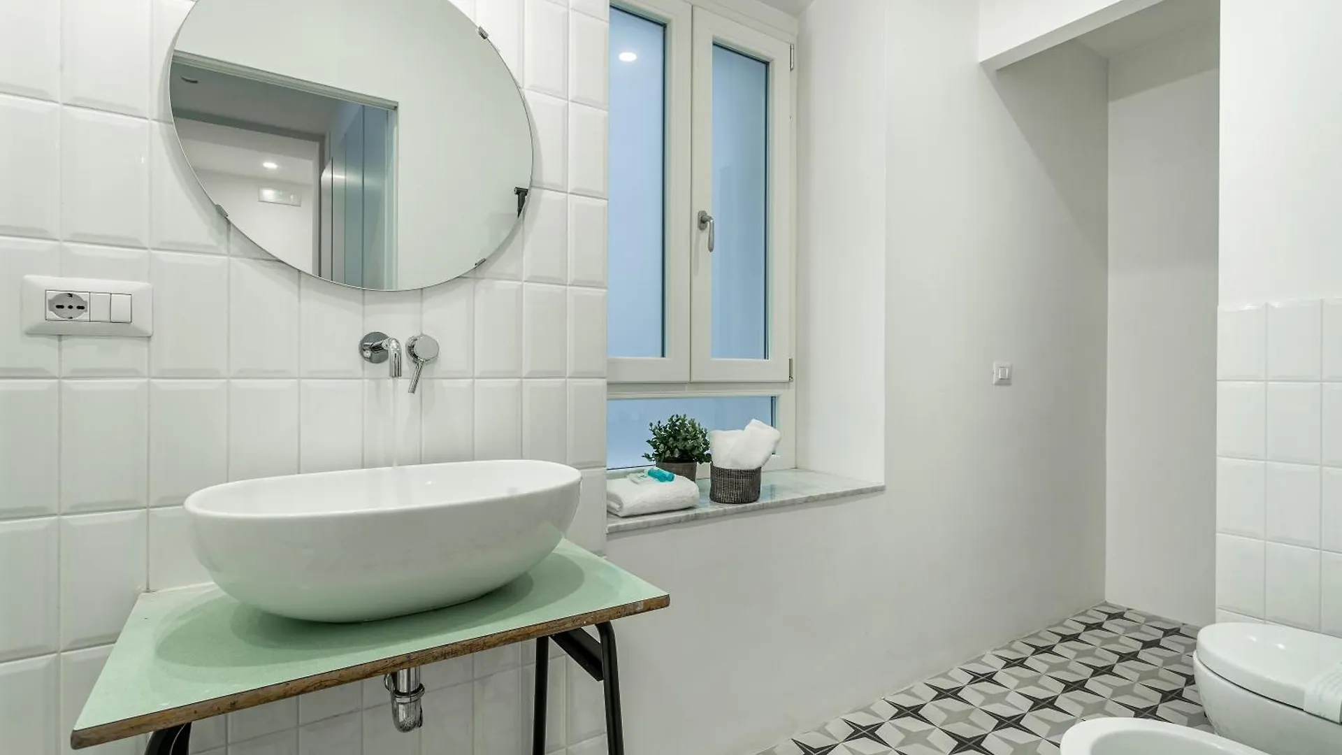Iflat Cozy Studio In The Heart Of Campo De Fiori Róma Apartman